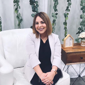 Meet your Posher, Naomi